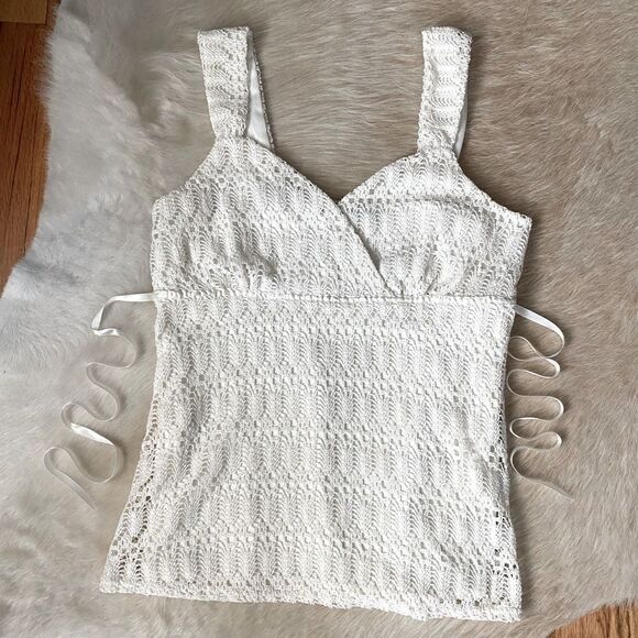 AB Studio Large White Y2K Tank - Picture 8 of 8